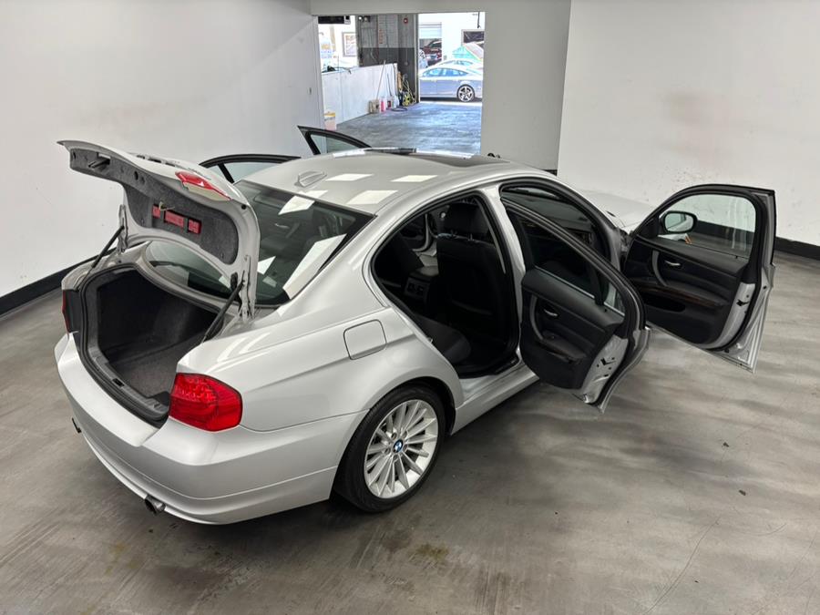 2011 BMW 3 Series 4dr Sdn 335i xDrive AWD, available for sale in Elizabeth, New Jersey | Dream Auto Group. Elizabeth, New Jersey 2011 BMW 3 Series 4dr Sdn 335i xDrive AWD, available for sale in Elizabeth, New Jersey | Dream Auto Group. Elizabeth, New Jersey
