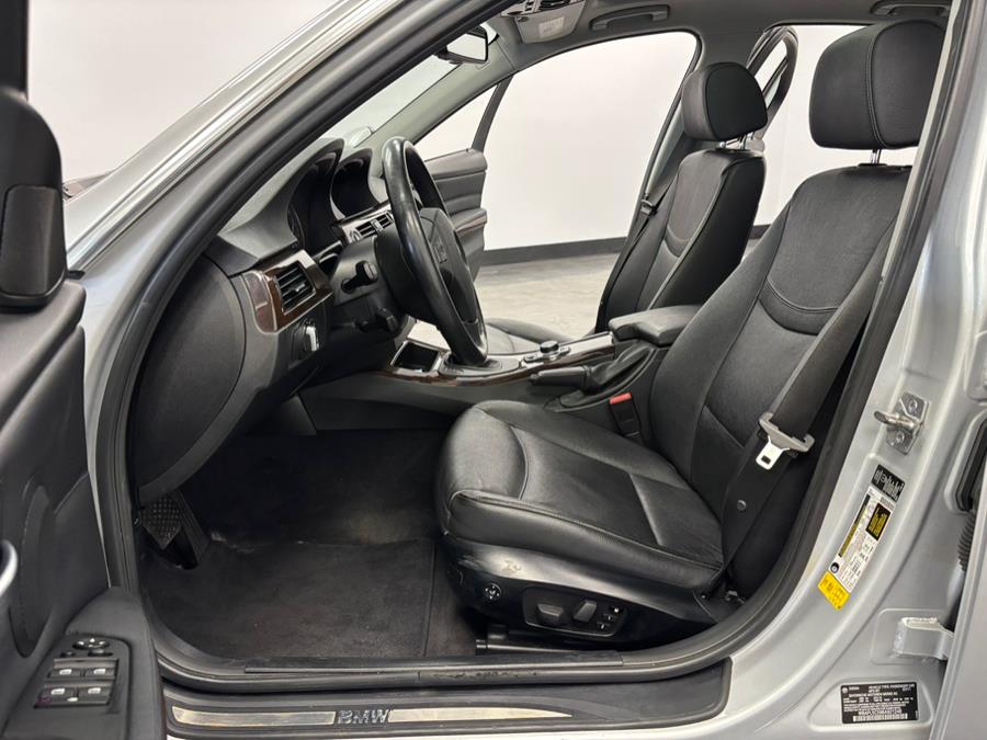 2011 BMW 3 Series 4dr Sdn 335i xDrive AWD, available for sale in Elizabeth, New Jersey | Dream Auto Group. Elizabeth, New Jersey 2011 BMW 3 Series 4dr Sdn 335i xDrive AWD, available for sale in Elizabeth, New Jersey | Dream Auto Group. Elizabeth, New Jersey