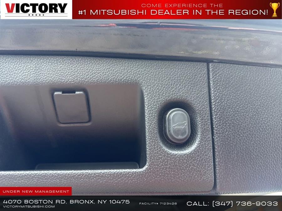 2019 Cadillac Escalade Premium Luxury, available for sale in Floral Park, New York | Shop Auto NY. Floral Park, New York 2019 Cadillac Escalade Premium Luxury, available for sale in Floral Park, New York | Shop Auto NY. Floral Park, New York