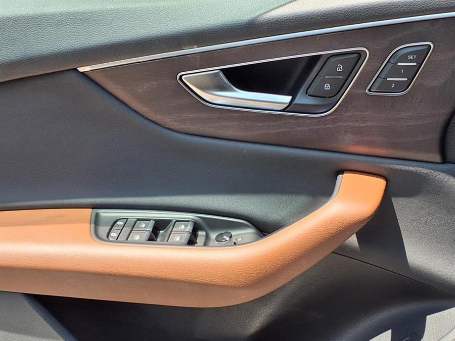 2019 Audi Q8 Premium Plus 55 TFSI quattro, available for sale in Flushing, New York | Silverline Auto Group. Flushing, New York 2019 Audi Q8 Premium Plus 55 TFSI quattro, available for sale in Flushing, New York | Silverline Auto Group. Flushing, New York