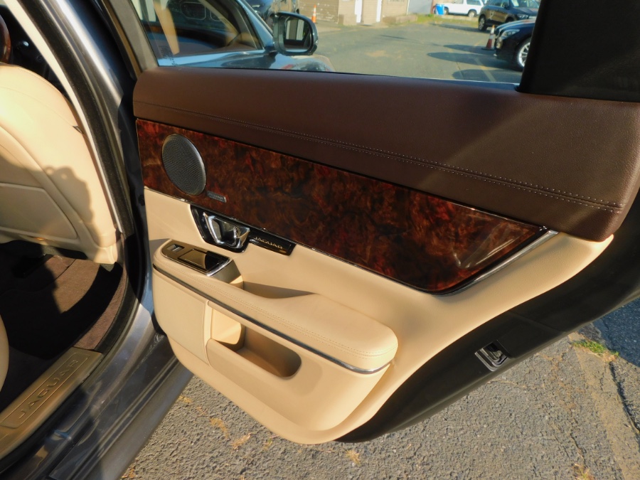 2017 Jaguar XJ XJ R-Sport AWD, available for sale in Lodi, New Jersey | Soliman Motors. Lodi, New Jersey 2017 Jaguar XJ XJ R-Sport AWD, available for sale in Lodi, New Jersey | Soliman Motors. Lodi, New Jersey