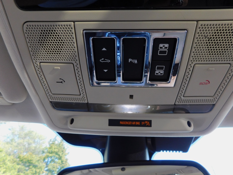 2017 Jaguar XJ XJ R-Sport AWD, available for sale in Lodi, New Jersey | Soliman Motors. Lodi, New Jersey 2017 Jaguar XJ XJ R-Sport AWD, available for sale in Lodi, New Jersey | Soliman Motors. Lodi, New Jersey