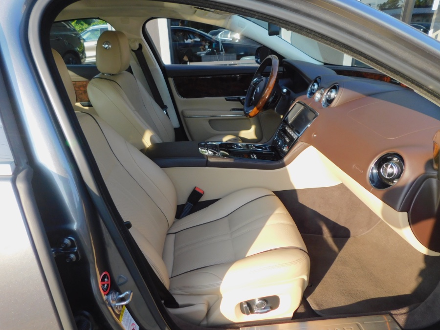 2017 Jaguar XJ XJ R-Sport AWD, available for sale in Lodi, New Jersey | Soliman Motors. Lodi, New Jersey 2017 Jaguar XJ XJ R-Sport AWD, available for sale in Lodi, New Jersey | Soliman Motors. Lodi, New Jersey