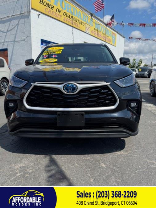 Used 2022 Toyota Highlander in Bridgeport, Connecticut | Affordable Motors Inc. Bridgeport, Connecticut