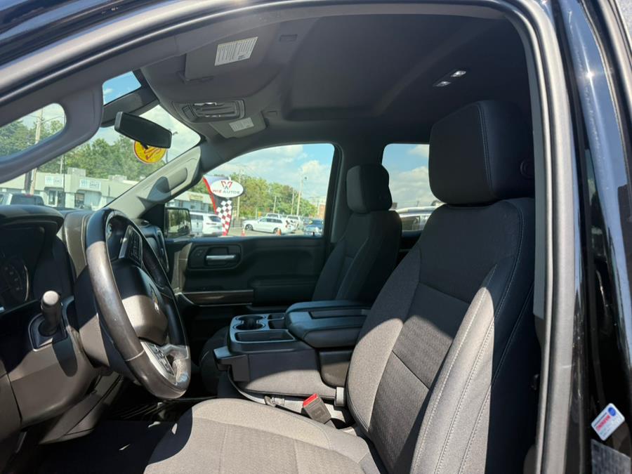2019 Chevrolet Silverado 1500 LT, available for sale in Stratford, Connecticut | Wiz Leasing Inc. Stratford, Connecticut 2019 Chevrolet Silverado 1500 LT, available for sale in Stratford, Connecticut | Wiz Leasing Inc. Stratford, Connecticut