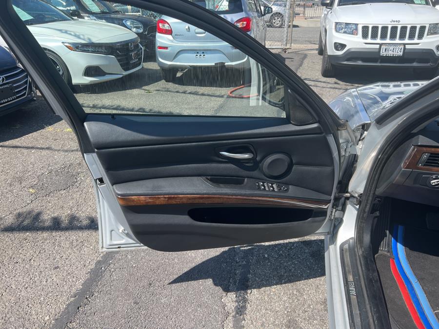 2009 BMW 3 series 3.0t Sport AWD, available for sale in Middle Village, New York | Road Masters II INC. Middle Village, New York 2009 BMW 3 series 3.0t Sport AWD, available for sale in Middle Village, New York | Road Masters II INC. Middle Village, New York