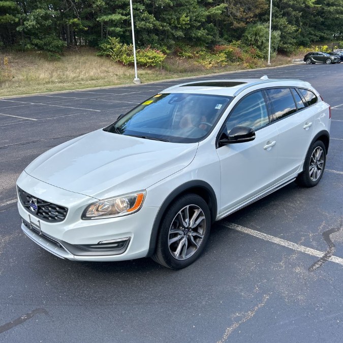 2016 Volvo V60 Cross Country 4dr Wgn T5 AWD, available for sale in Manchester, New Hampshire | Second Street Auto Sales Inc. Manchester, New Hampshire 2016 Volvo V60 Cross Country 4dr Wgn T5 AWD, available for sale in Manchester, New Hampshire | Second Street Auto Sales Inc. Manchester, New Hampshire