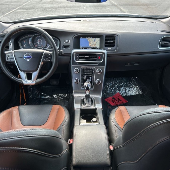 2016 Volvo V60 Cross Country 4dr Wgn T5 AWD, available for sale in Manchester, New Hampshire | Second Street Auto Sales Inc. Manchester, New Hampshire 2016 Volvo V60 Cross Country 4dr Wgn T5 AWD, available for sale in Manchester, New Hampshire | Second Street Auto Sales Inc. Manchester, New Hampshire