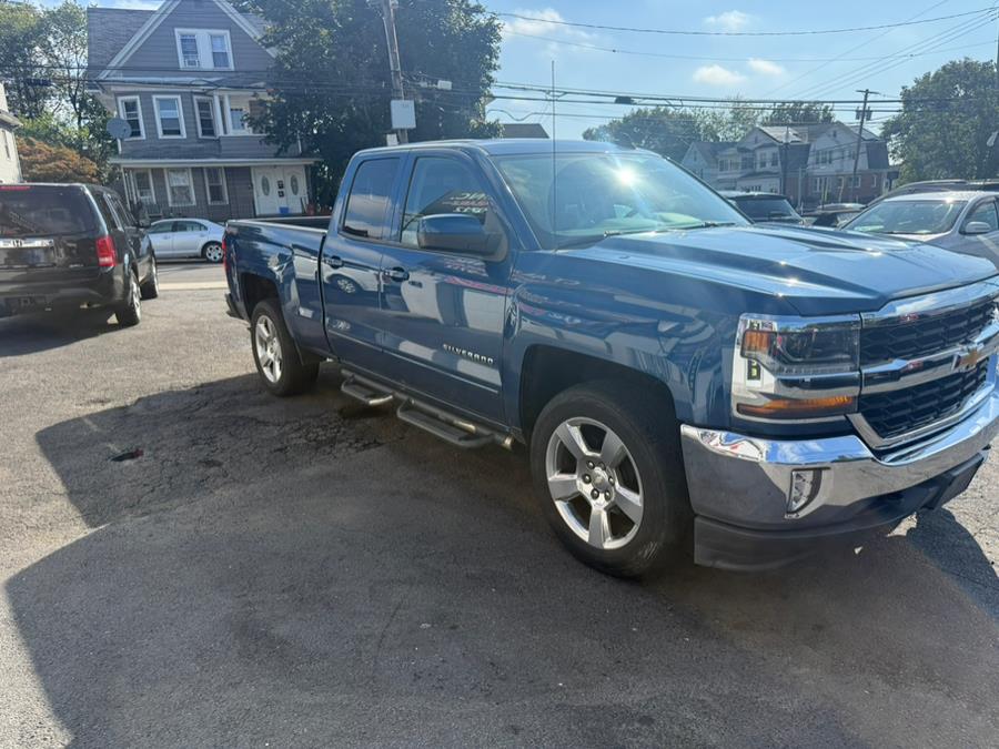 2017 Chevrolet Silverado 1500 4WD Double Cab 143.5" LT w/2LT, available for sale in Bridgeport, Connecticut | CT Auto. Bridgeport, Connecticut 2017 Chevrolet Silverado 1500 4WD Double Cab 143.5" LT w/2LT, available for sale in Bridgeport, Connecticut | CT Auto. Bridgeport, Connecticut