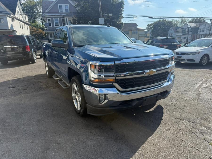 2017 Chevrolet Silverado 1500 4WD Double Cab 143.5" LT w/2LT, available for sale in Bridgeport, Connecticut | CT Auto. Bridgeport, Connecticut 2017 Chevrolet Silverado 1500 4WD Double Cab 143.5" LT w/2LT, available for sale in Bridgeport, Connecticut | CT Auto. Bridgeport, Connecticut