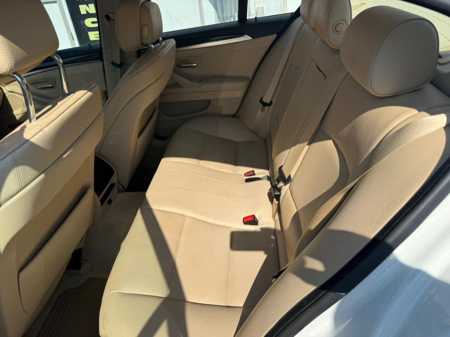 2013 BMW 5 Series 4dr Sdn 535i RWD, available for sale in Bridgeport, Connecticut | CT Auto. Bridgeport, Connecticut 2013 BMW 5 Series 4dr Sdn 535i RWD, available for sale in Bridgeport, Connecticut | CT Auto. Bridgeport, Connecticut