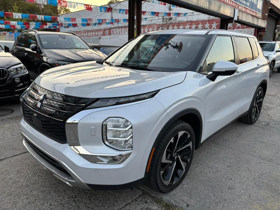 2022 Mitsubishi Outlander SE Launch Edition S-AWC, available for sale in Brooklyn, New York | Carsbuck Inc.. Brooklyn, New York 2022 Mitsubishi Outlander SE Launch Edition S-AWC, available for sale in Brooklyn, New York | Carsbuck Inc.. Brooklyn, New York
