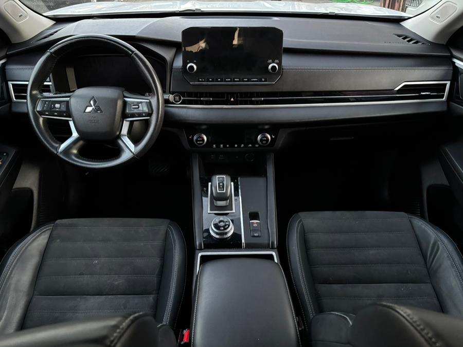 2022 Mitsubishi Outlander SE Launch Edition S-AWC, available for sale in Brooklyn, New York | Carsbuck Inc.. Brooklyn, New York 2022 Mitsubishi Outlander SE Launch Edition S-AWC, available for sale in Brooklyn, New York | Carsbuck Inc.. Brooklyn, New York