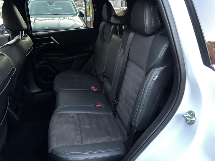 2022 Mitsubishi Outlander SE Launch Edition S-AWC, available for sale in Brooklyn, New York | Carsbuck Inc.. Brooklyn, New York 2022 Mitsubishi Outlander SE Launch Edition S-AWC, available for sale in Brooklyn, New York | Carsbuck Inc.. Brooklyn, New York