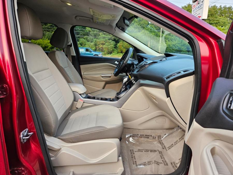 2013 Ford Escape 4WD 4dr SE, available for sale in East Windsor, Connecticut | Toro Auto. East Windsor, Connecticut 2013 Ford Escape 4WD 4dr SE, available for sale in East Windsor, Connecticut | Toro Auto. East Windsor, Connecticut