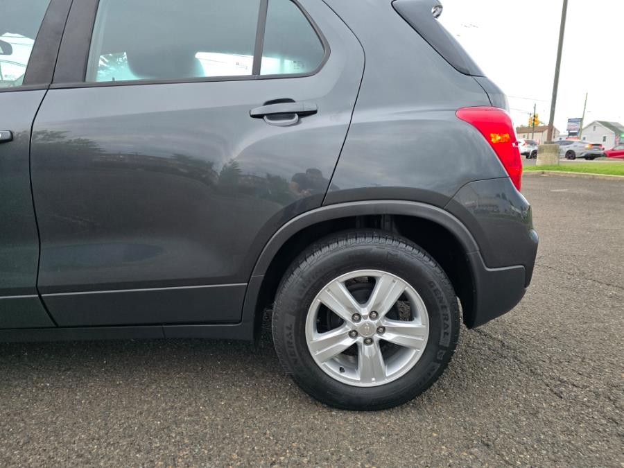 2020 Chevrolet Trax FWD 4dr LS, available for sale in Philadelphia, Pennsylvania | Eugen's Auto Sales & Repairs. Philadelphia, Pennsylvania 2020 Chevrolet Trax FWD 4dr LS, available for sale in Philadelphia, Pennsylvania | Eugen's Auto Sales & Repairs. Philadelphia, Pennsylvania