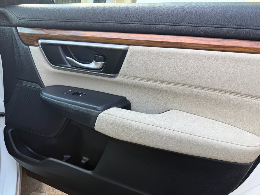 2017 Honda CR-V EX AWD, available for sale in Bristol, Connecticut | Bristol Auto Center LLC. Bristol, Connecticut 2017 Honda CR-V EX AWD, available for sale in Bristol, Connecticut | Bristol Auto Center LLC. Bristol, Connecticut