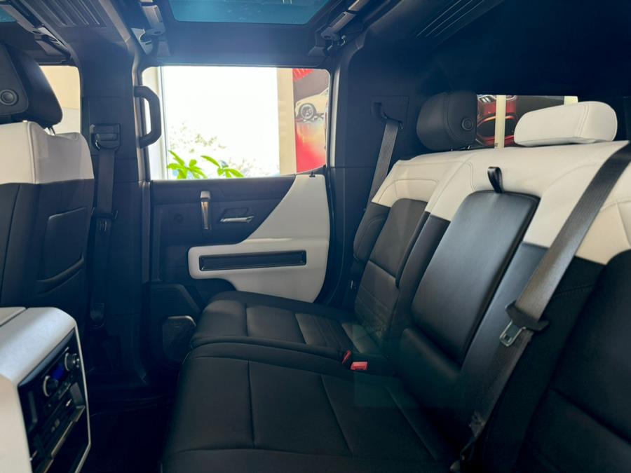 2024 GMC HUMMER EV SUV e4WD 4dr 3X, available for sale in Franklin Square, New York | Luxury Motor Club. Franklin Square, New York 2024 GMC HUMMER EV SUV e4WD 4dr 3X, available for sale in Franklin Square, New York | Luxury Motor Club. Franklin Square, New York