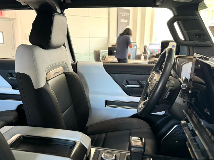 2024 GMC HUMMER EV SUV e4WD 4dr 3X, available for sale in Franklin Square, New York | Luxury Motor Club. Franklin Square, New York 2024 GMC HUMMER EV SUV e4WD 4dr 3X, available for sale in Franklin Square, New York | Luxury Motor Club. Franklin Square, New York