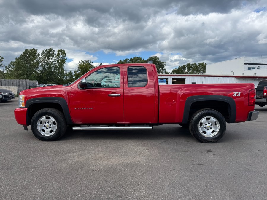2011 Chevrolet Silverado 1500 4WD Ext Cab 143.5" LT, available for sale in Ortonville, Michigan | Marsh Auto Sales LLC. Ortonville, Michigan 2011 Chevrolet Silverado 1500 4WD Ext Cab 143.5" LT, available for sale in Ortonville, Michigan | Marsh Auto Sales LLC. Ortonville, Michigan