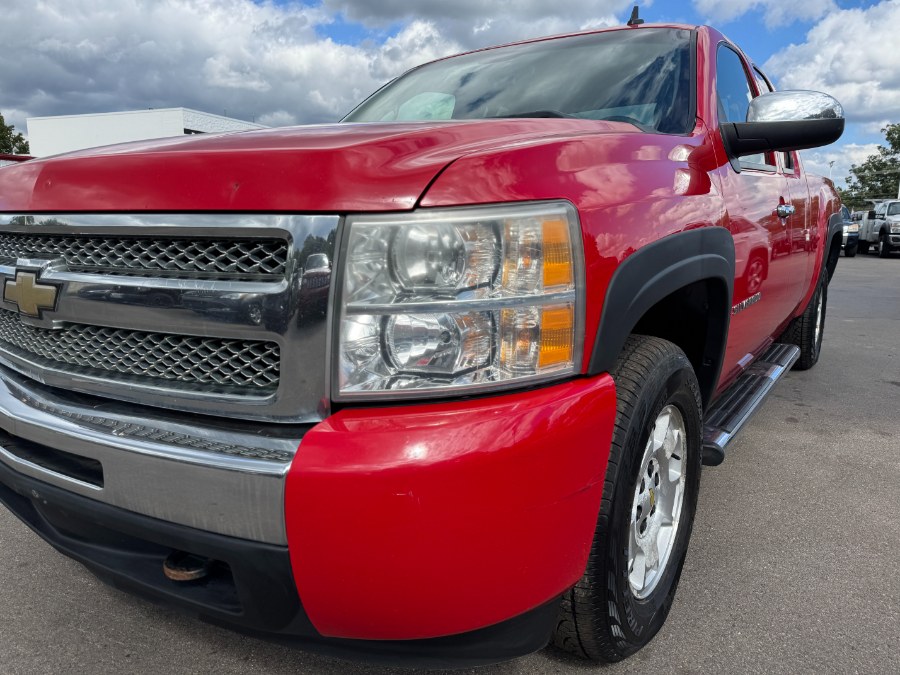 2011 Chevrolet Silverado 1500 4WD Ext Cab 143.5" LT, available for sale in Ortonville, Michigan | Marsh Auto Sales LLC. Ortonville, Michigan 2011 Chevrolet Silverado 1500 4WD Ext Cab 143.5" LT, available for sale in Ortonville, Michigan | Marsh Auto Sales LLC. Ortonville, Michigan