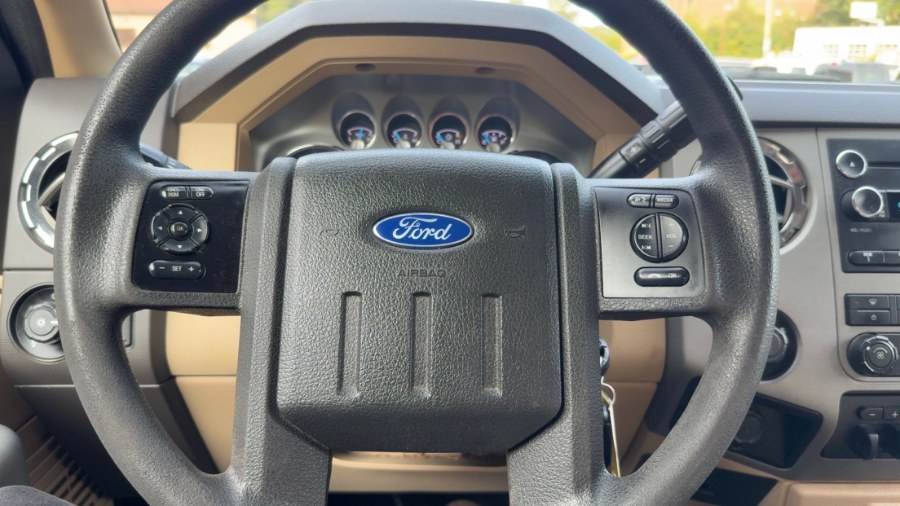 2016 Ford Super Duty F-350 SRW 4WD SuperCab 142" XLT, available for sale in Waterbury, Connecticut | West End Automotive Center. Waterbury, Connecticut 2016 Ford Super Duty F-350 SRW 4WD SuperCab 142" XLT, available for sale in Waterbury, Connecticut | West End Automotive Center. Waterbury, Connecticut