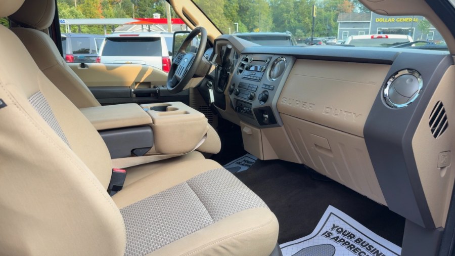 2016 Ford Super Duty F-350 SRW 4WD SuperCab 142" XLT, available for sale in Waterbury, Connecticut | West End Automotive Center. Waterbury, Connecticut 2016 Ford Super Duty F-350 SRW 4WD SuperCab 142" XLT, available for sale in Waterbury, Connecticut | West End Automotive Center. Waterbury, Connecticut