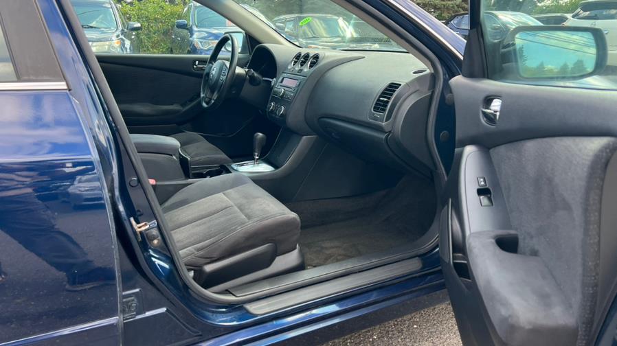 2010 Nissan Altima 4dr Sdn I4 CVT 2.5 S, available for sale in East Windsor, Connecticut | A1 Auto Sale LLC. East Windsor, Connecticut 2010 Nissan Altima 4dr Sdn I4 CVT 2.5 S, available for sale in East Windsor, Connecticut | A1 Auto Sale LLC. East Windsor, Connecticut