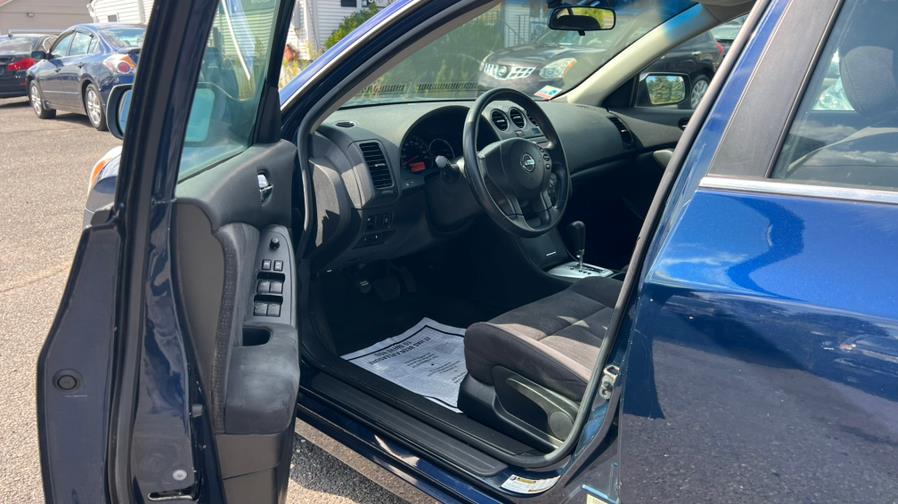 2010 Nissan Altima 4dr Sdn I4 CVT 2.5 S, available for sale in East Windsor, Connecticut | A1 Auto Sale LLC. East Windsor, Connecticut 2010 Nissan Altima 4dr Sdn I4 CVT 2.5 S, available for sale in East Windsor, Connecticut | A1 Auto Sale LLC. East Windsor, Connecticut