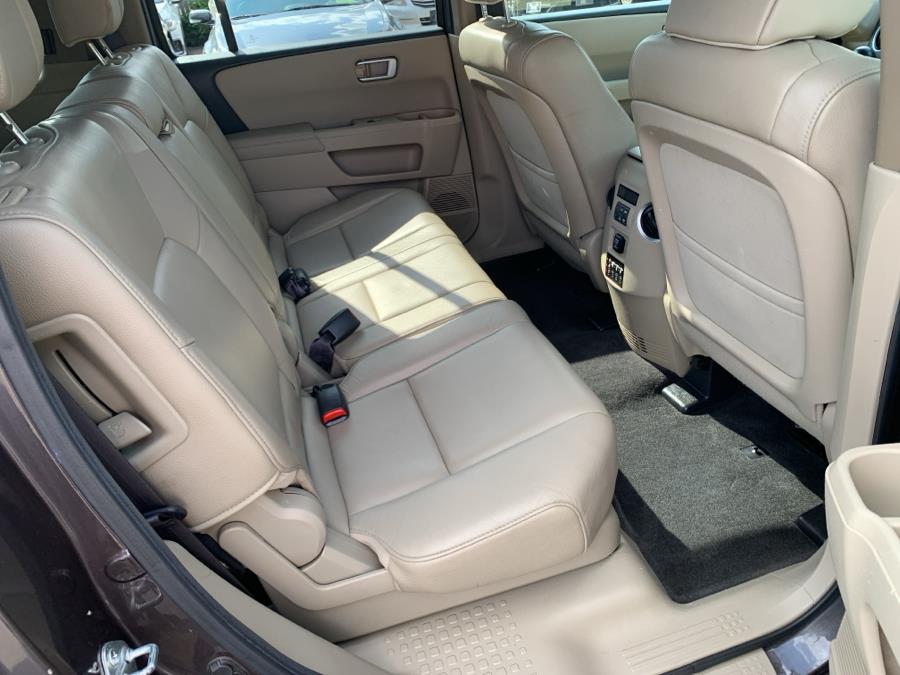 2012 Honda Pilot 4WD 4dr EX-L w/RES, available for sale in Springfield, Massachusetts | Absolute Motors Inc. Springfield, Massachusetts 2012 Honda Pilot 4WD 4dr EX-L w/RES, available for sale in Springfield, Massachusetts | Absolute Motors Inc. Springfield, Massachusetts