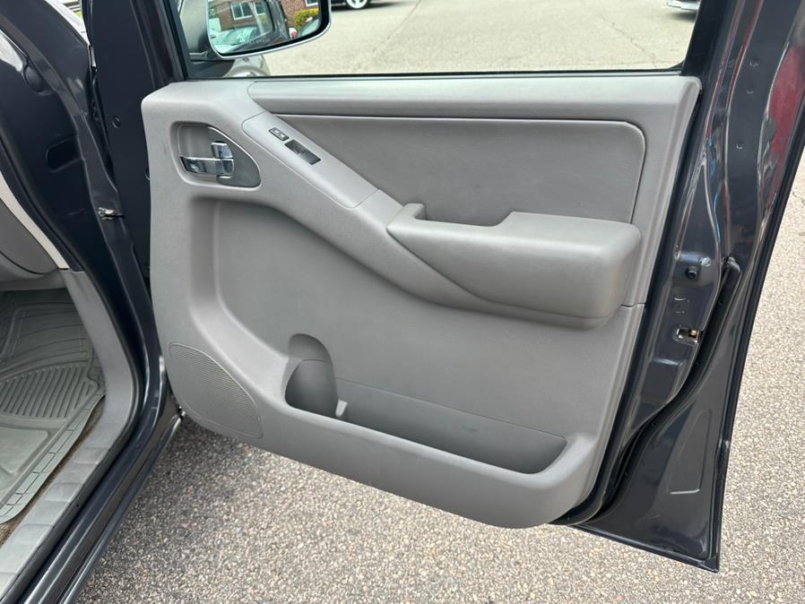 2012 Nissan Frontier 4WD Crew Cab SWB Auto PRO-4X, available for sale in South Windsor, Connecticut | Mike And Tony Auto Sales, Inc. South Windsor, Connecticut 2012 Nissan Frontier 4WD Crew Cab SWB Auto PRO-4X, available for sale in South Windsor, Connecticut | Mike And Tony Auto Sales, Inc. South Windsor, Connecticut