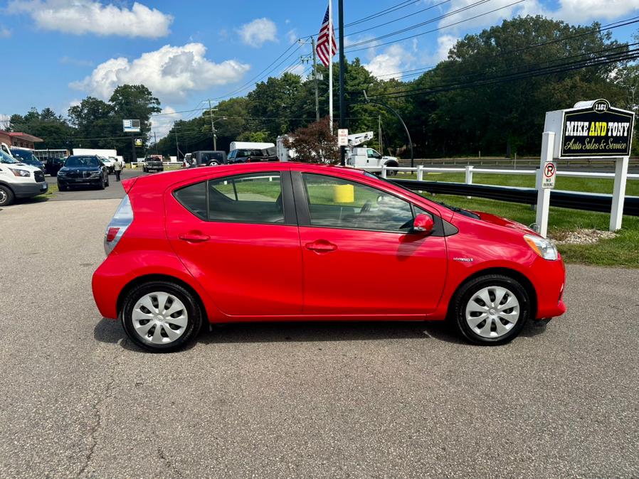2014 Toyota Prius c 5dr HB Four (Natl), available for sale in South Windsor, Connecticut | Mike And Tony Auto Sales, Inc. South Windsor, Connecticut 2014 Toyota Prius c 5dr HB Four (Natl), available for sale in South Windsor, Connecticut | Mike And Tony Auto Sales, Inc. South Windsor, Connecticut