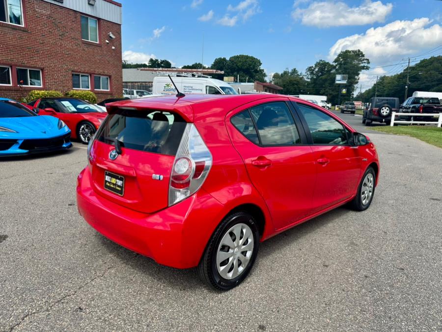 2014 Toyota Prius c 5dr HB Four (Natl), available for sale in South Windsor, Connecticut | Mike And Tony Auto Sales, Inc. South Windsor, Connecticut 2014 Toyota Prius c 5dr HB Four (Natl), available for sale in South Windsor, Connecticut | Mike And Tony Auto Sales, Inc. South Windsor, Connecticut