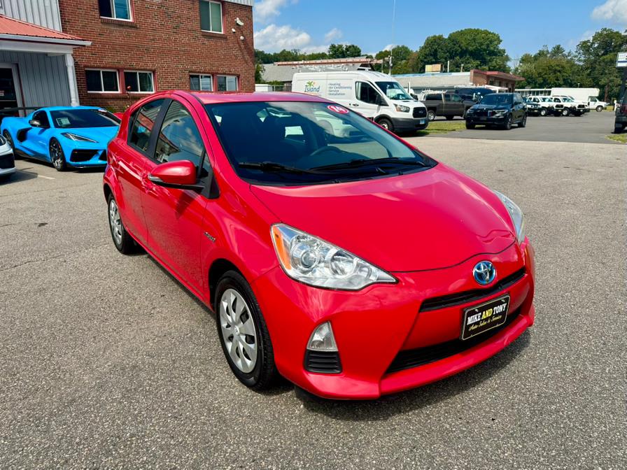 2014 Toyota Prius c 5dr HB Four (Natl), available for sale in South Windsor, Connecticut | Mike And Tony Auto Sales, Inc. South Windsor, Connecticut 2014 Toyota Prius c 5dr HB Four (Natl), available for sale in South Windsor, Connecticut | Mike And Tony Auto Sales, Inc. South Windsor, Connecticut