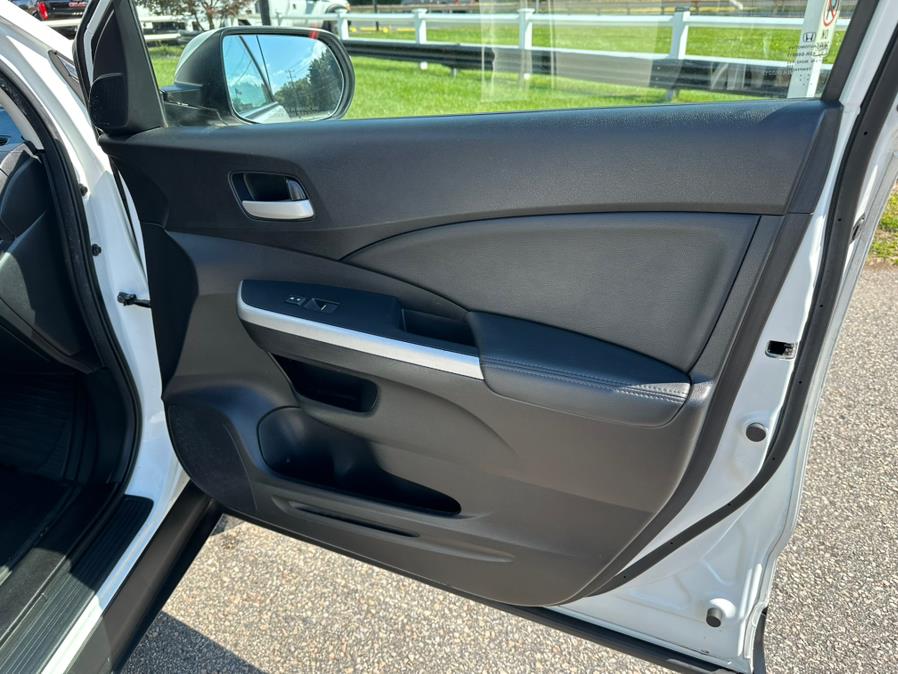 2013 Honda CR-V AWD 5dr EX-L w/Navi, available for sale in South Windsor, Connecticut | Mike And Tony Auto Sales, Inc. South Windsor, Connecticut 2013 Honda CR-V AWD 5dr EX-L w/Navi, available for sale in South Windsor, Connecticut | Mike And Tony Auto Sales, Inc. South Windsor, Connecticut