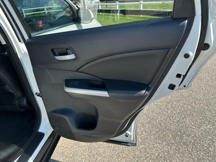 2013 Honda CR-V AWD 5dr EX-L w/Navi, available for sale in South Windsor, Connecticut | Mike And Tony Auto Sales, Inc. South Windsor, Connecticut 2013 Honda CR-V AWD 5dr EX-L w/Navi, available for sale in South Windsor, Connecticut | Mike And Tony Auto Sales, Inc. South Windsor, Connecticut