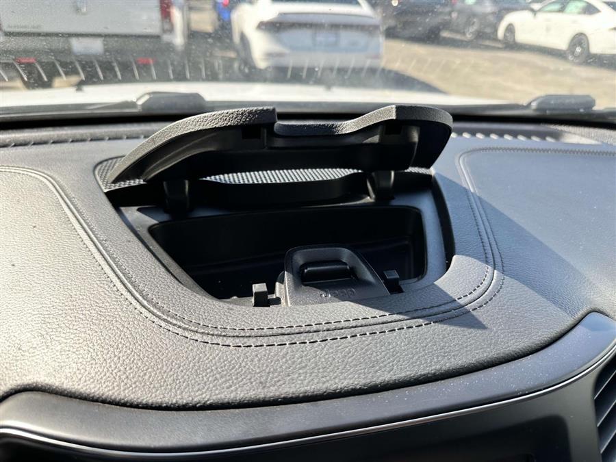 2019 Jeep Cherokee Latitude Plus, available for sale in Patchogue, New York | Baron Supercenter. Patchogue, New York 2019 Jeep Cherokee Latitude Plus, available for sale in Patchogue, New York | Baron Supercenter. Patchogue, New York