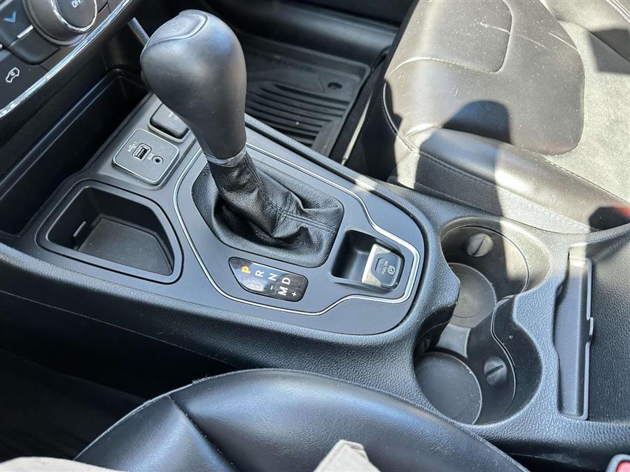 2019 Jeep Cherokee Latitude Plus, available for sale in Patchogue, New York | Baron Supercenter. Patchogue, New York 2019 Jeep Cherokee Latitude Plus, available for sale in Patchogue, New York | Baron Supercenter. Patchogue, New York