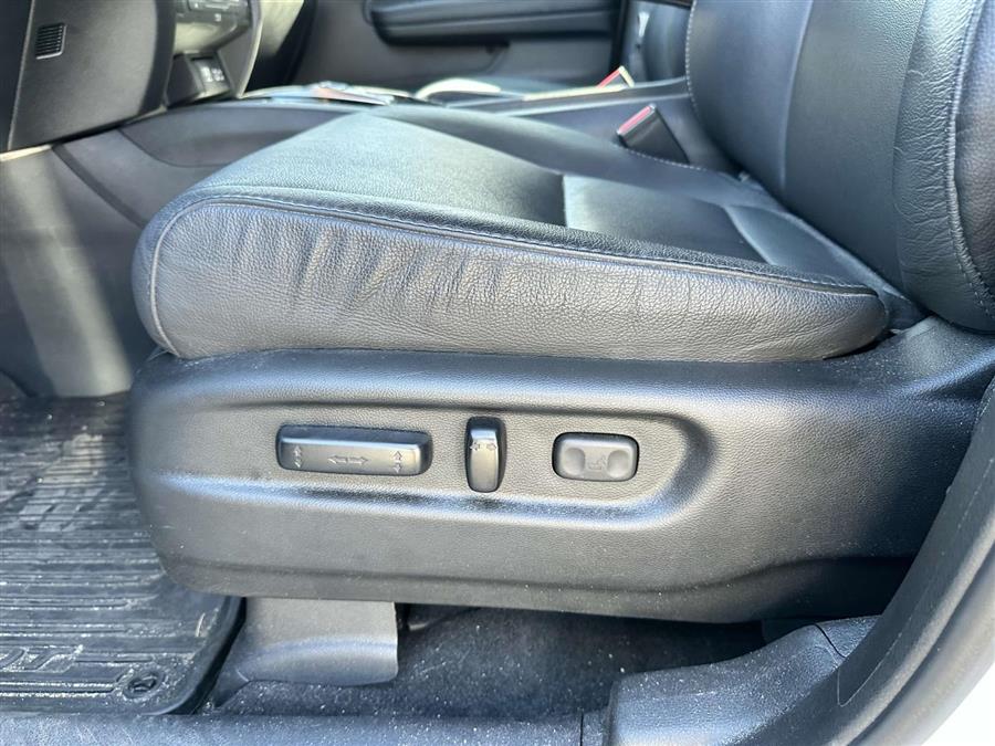 2022 Honda Pilot Touring, available for sale in Patchogue, New York | Baron Supercenter. Patchogue, New York 2022 Honda Pilot Touring, available for sale in Patchogue, New York | Baron Supercenter. Patchogue, New York