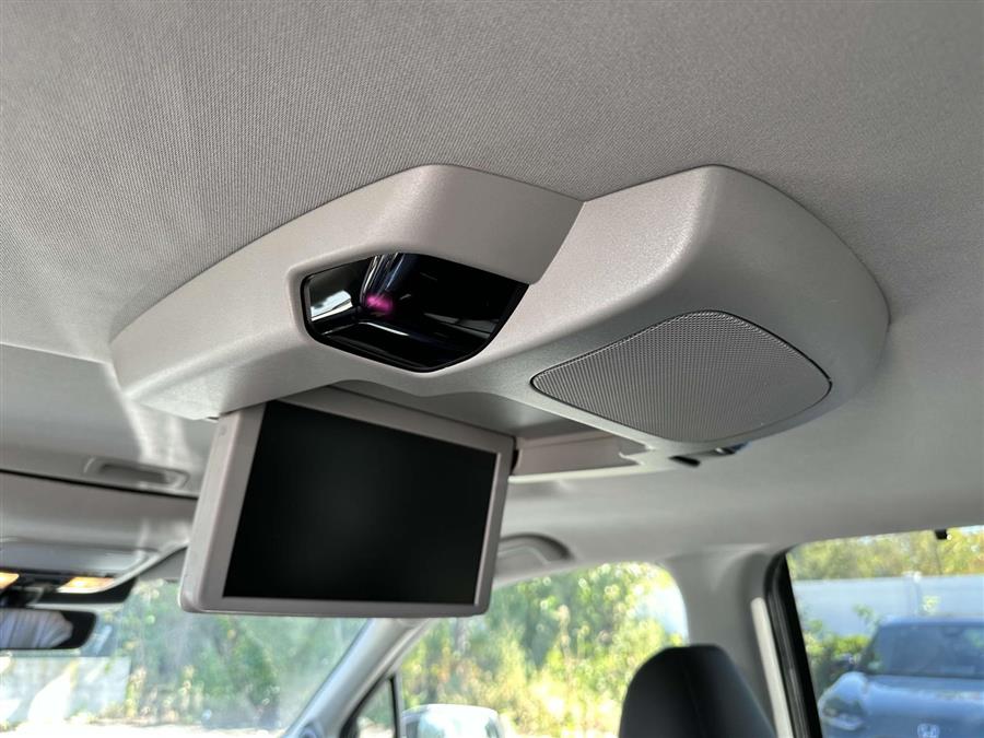 2022 Honda Pilot Touring, available for sale in Patchogue, New York | Baron Supercenter. Patchogue, New York 2022 Honda Pilot Touring, available for sale in Patchogue, New York | Baron Supercenter. Patchogue, New York