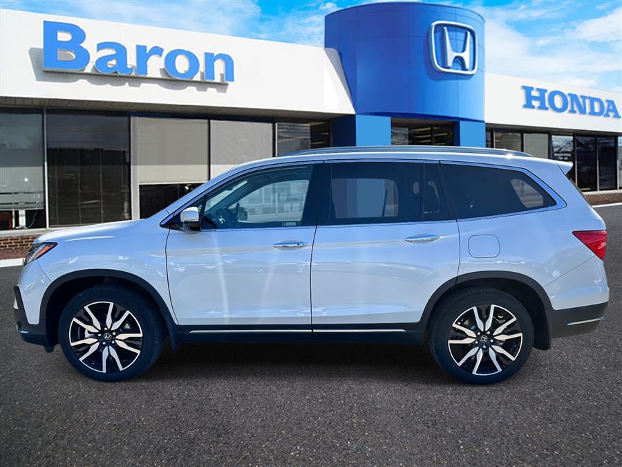 2022 Honda Pilot Touring, available for sale in Patchogue, New York | Baron Supercenter. Patchogue, New York 2022 Honda Pilot Touring, available for sale in Patchogue, New York | Baron Supercenter. Patchogue, New York