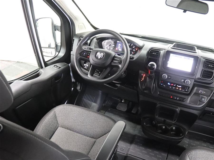 2023 Ram 2500 photo 10