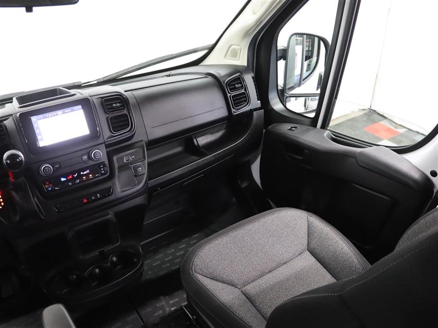 2023 Ram 2500 photo 12