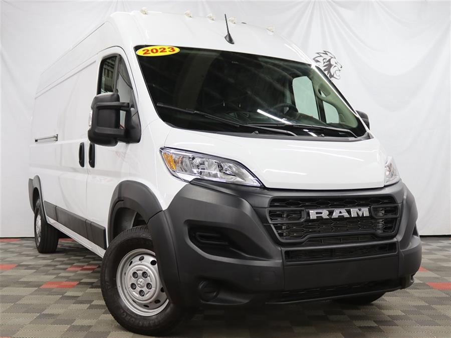 2023 Ram 2500 photo 2