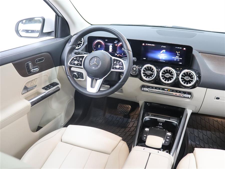 2022 Mercedes Benz GLA 250 4MATIC photo 15
