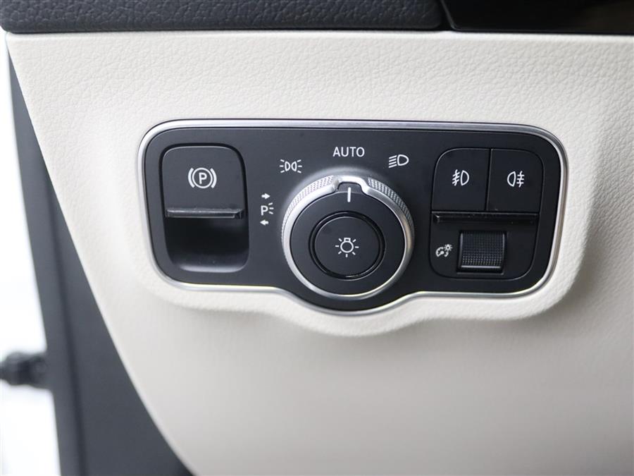 2022 Mercedes Benz GLA 250 4MATIC photo 29