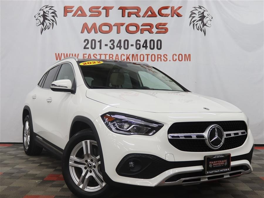 2022 Mercedes Benz GLA 250 4MATIC photo 2