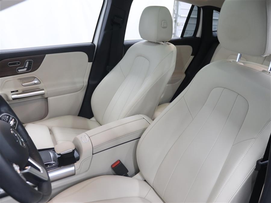2022 Mercedes Benz GLA 250 4MATIC photo 7