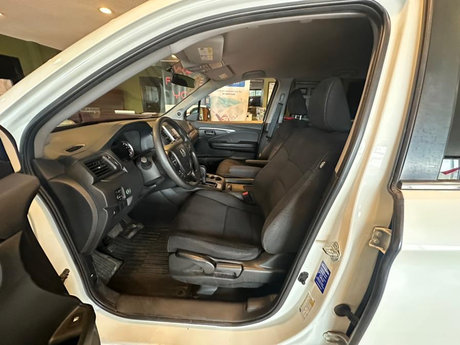 2018 Honda Pilot LX AWD, available for sale in West Hartford, Connecticut | AutoMax. West Hartford, Connecticut 2018 Honda Pilot LX AWD, available for sale in West Hartford, Connecticut | AutoMax. West Hartford, Connecticut