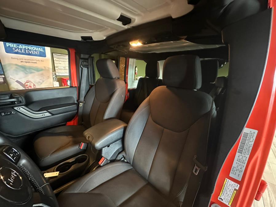 2015 Jeep Wrangler Unlimited 4WD 4dr Sport, available for sale in West Hartford, Connecticut | AutoMax. West Hartford, Connecticut 2015 Jeep Wrangler Unlimited 4WD 4dr Sport, available for sale in West Hartford, Connecticut | AutoMax. West Hartford, Connecticut